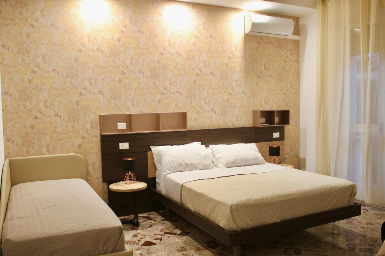 B&B Degli Angeli Lecce Bagian luar foto