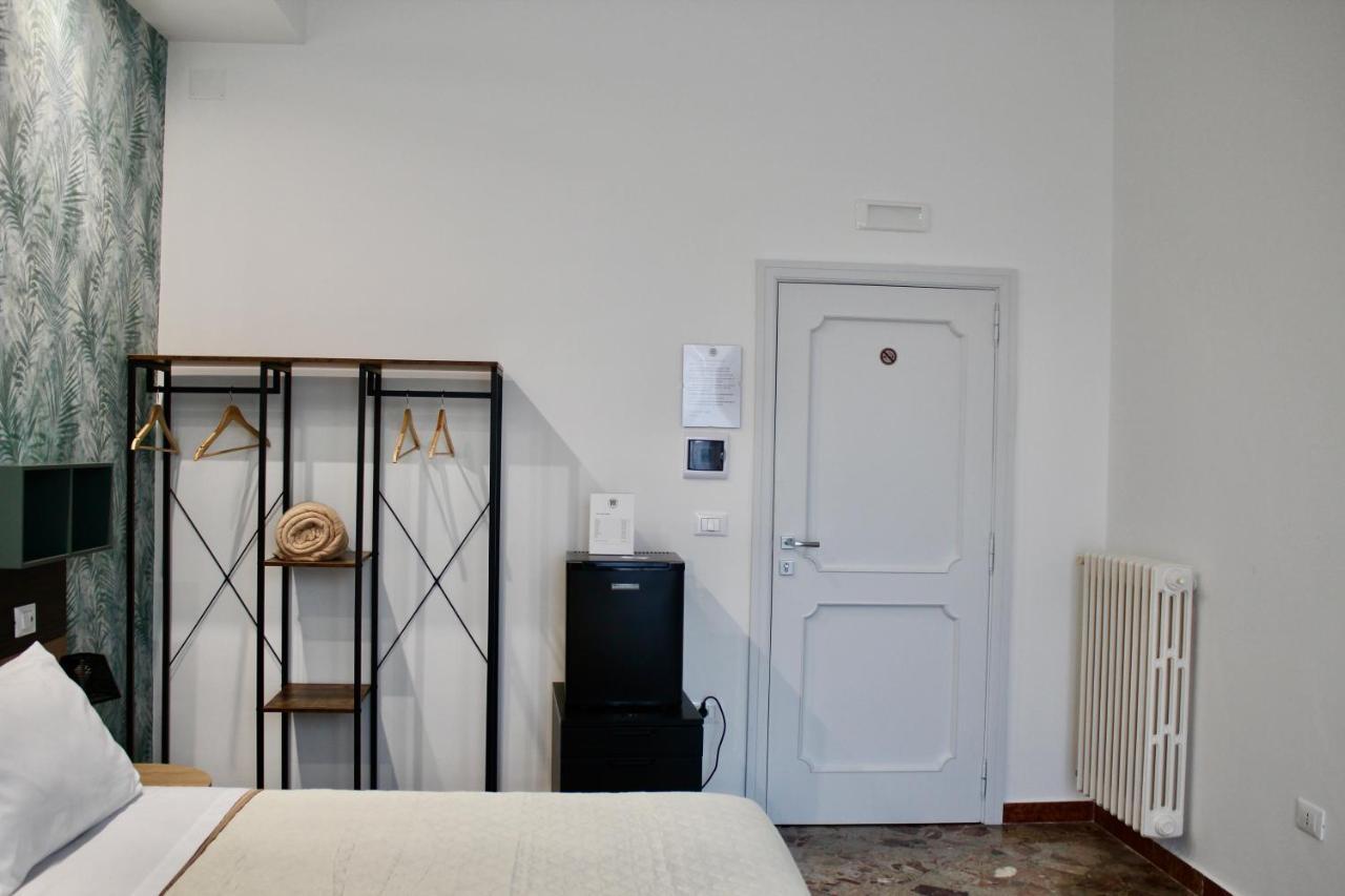 B&B Degli Angeli Lecce Bagian luar foto